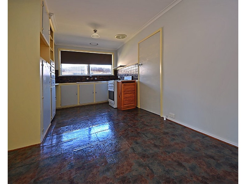 6 Banyan Crescent, Portland VIC 3305