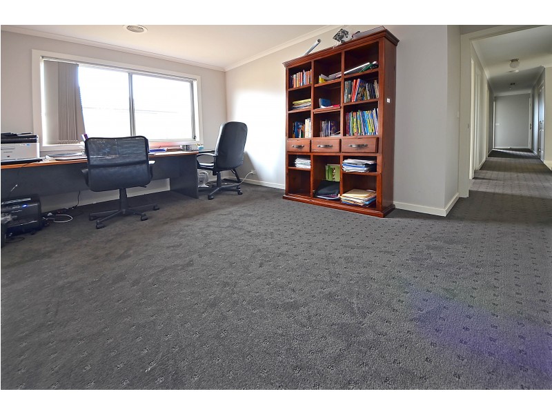 11 Madeira Close, Portland VIC 3305