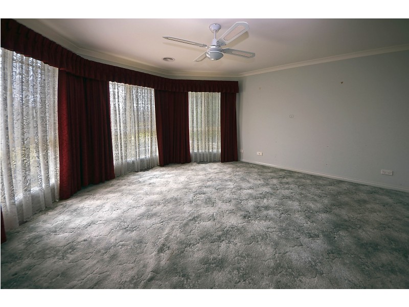 1 Donegal Court, Portland VIC 3305