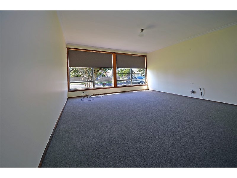 6 Banyan Crescent, Portland VIC 3305