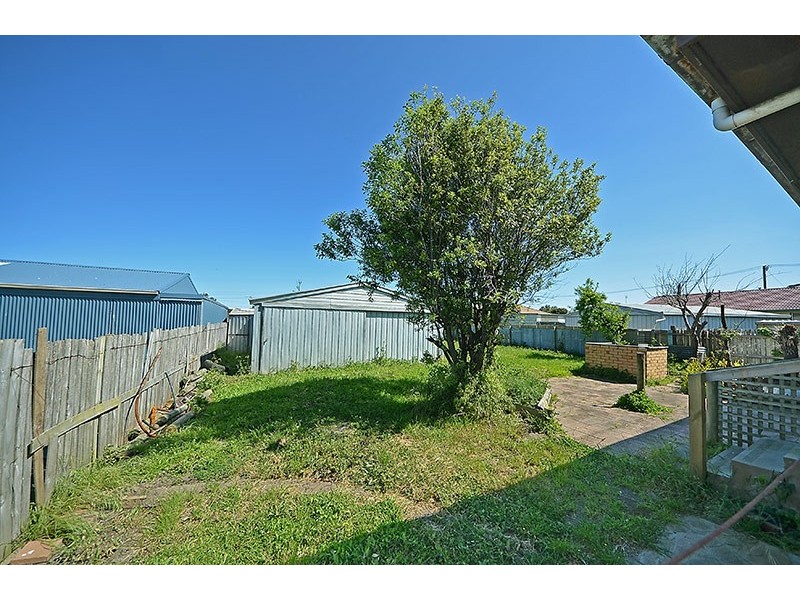6 Banyan Crescent, Portland VIC 3305