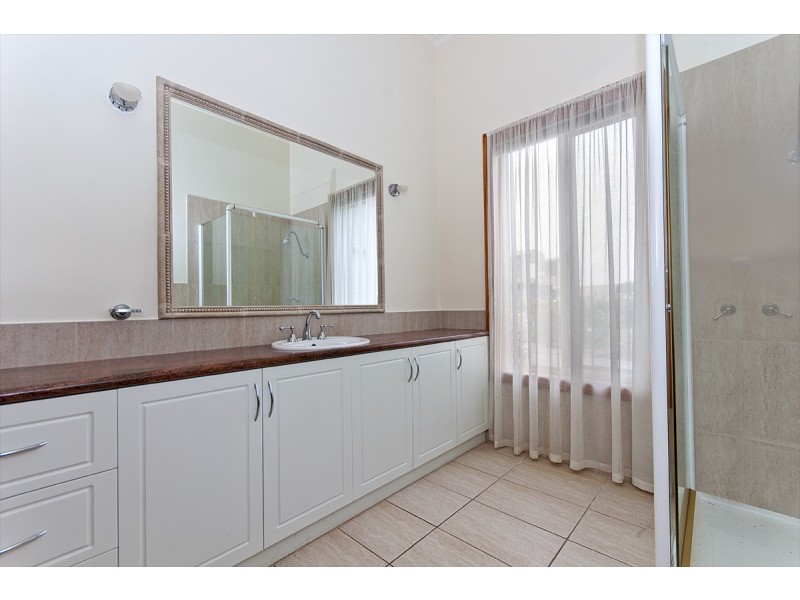 5 Seaview Terrace, Portland VIC 3305