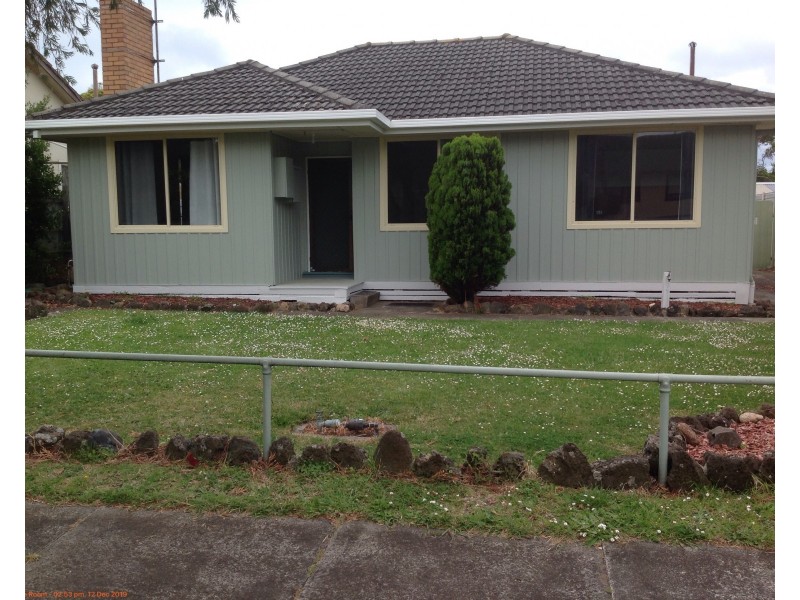 17 Rossdell Street, Portland VIC 3305