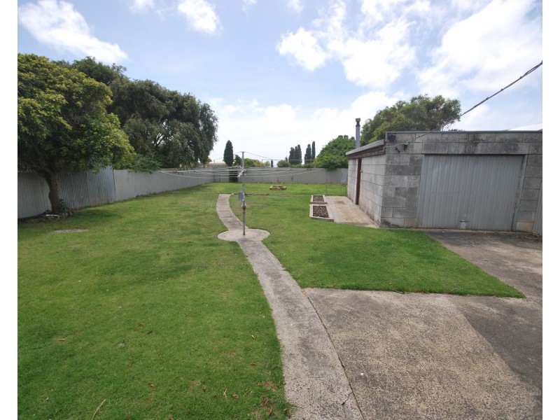 17 Rossdell Street, Portland VIC 3305