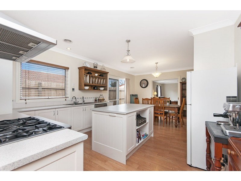 11 Banksia Court, Portland VIC 3305