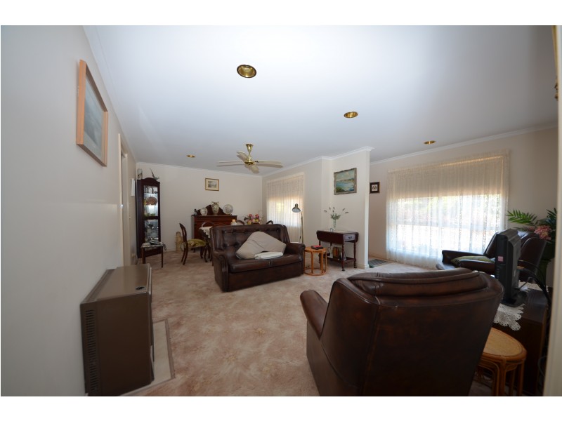 4 Juliani Place, Portland VIC 3305