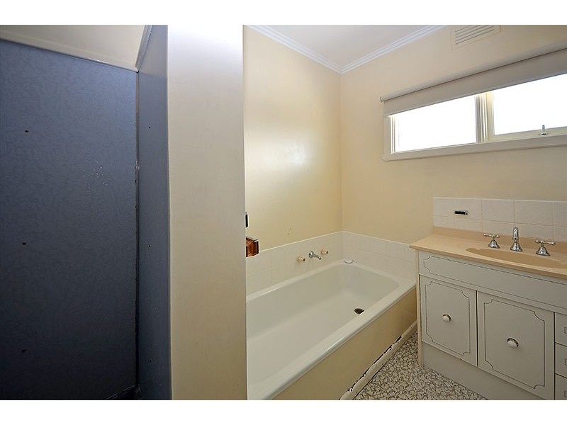 43 Edgar Street, Portland VIC 3305
