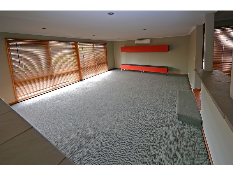 9 Adamson Court, Portland VIC 3305