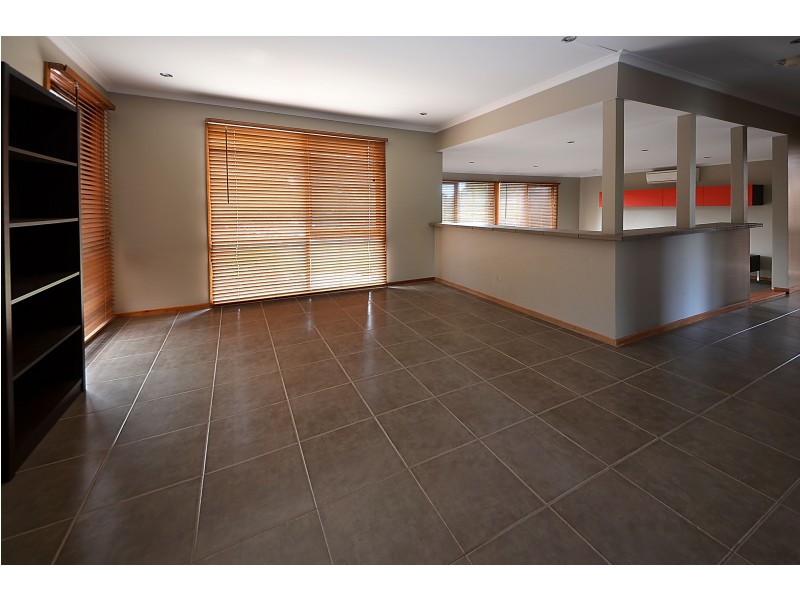 9 Adamson Court, Portland VIC 3305