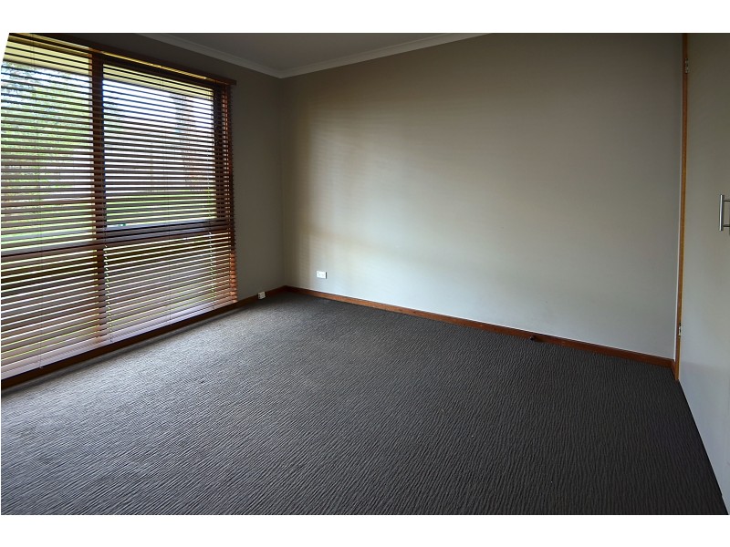 9 Adamson Court, Portland VIC 3305