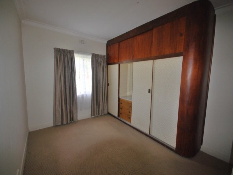 8 Murrell Avenue, Portland VIC 3305