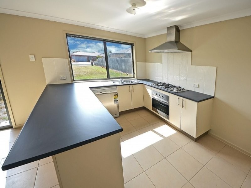 48 Madeira Close, Portland VIC 3305