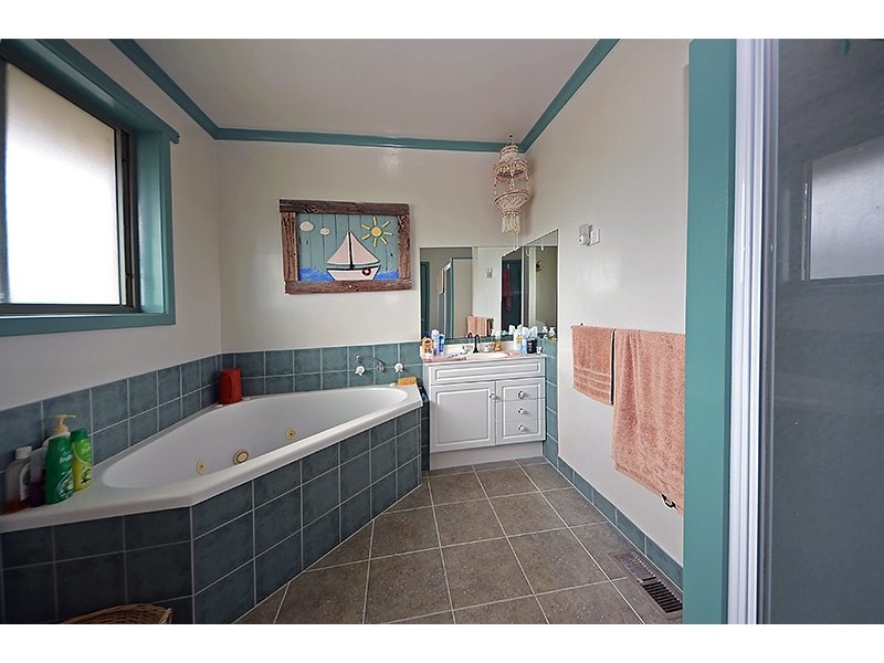 10 Osbourne Street, Portland VIC 3305