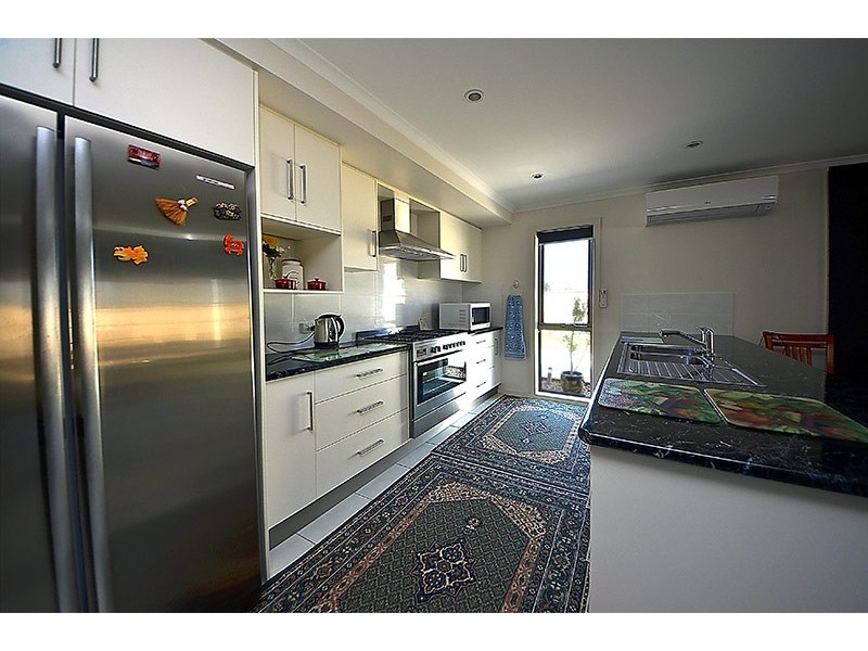 15 Vidic Drive, Portland VIC 3305