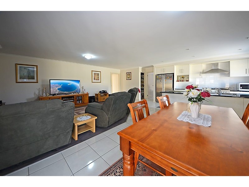 15 Vidic Drive, Portland VIC 3305