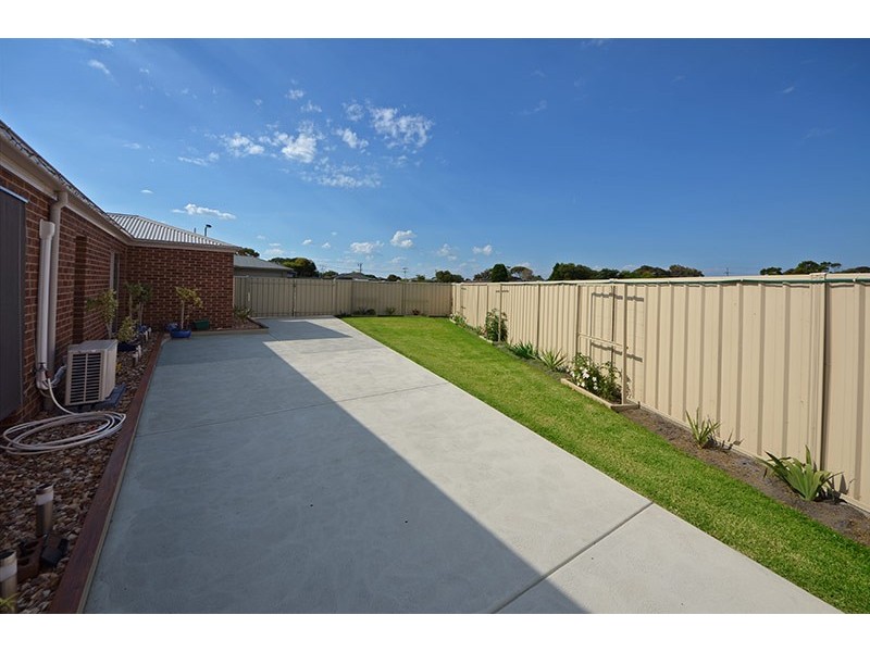 15 Vidic Drive, Portland VIC 3305