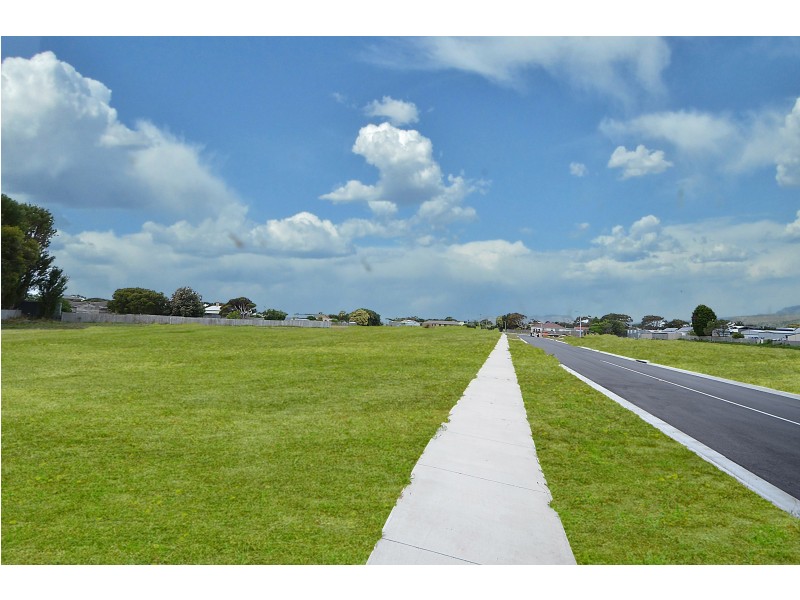 7, 8, 9, 12, 13 Cape Nelson Road, Portland VIC 3305