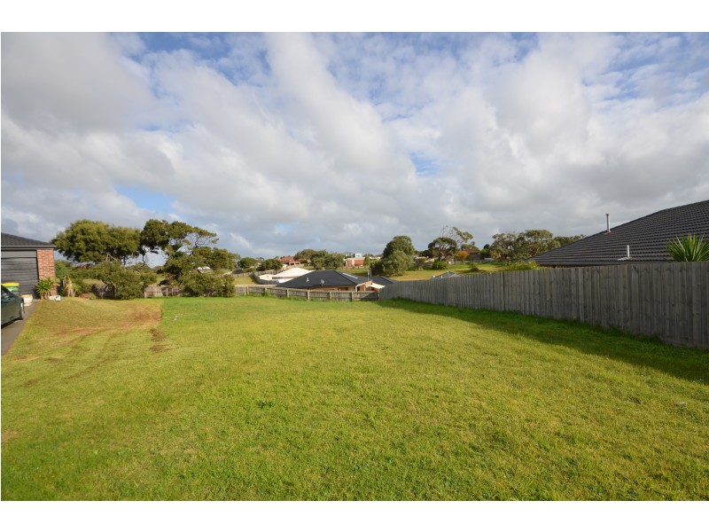 15 Donegal Court, Portland VIC 3305