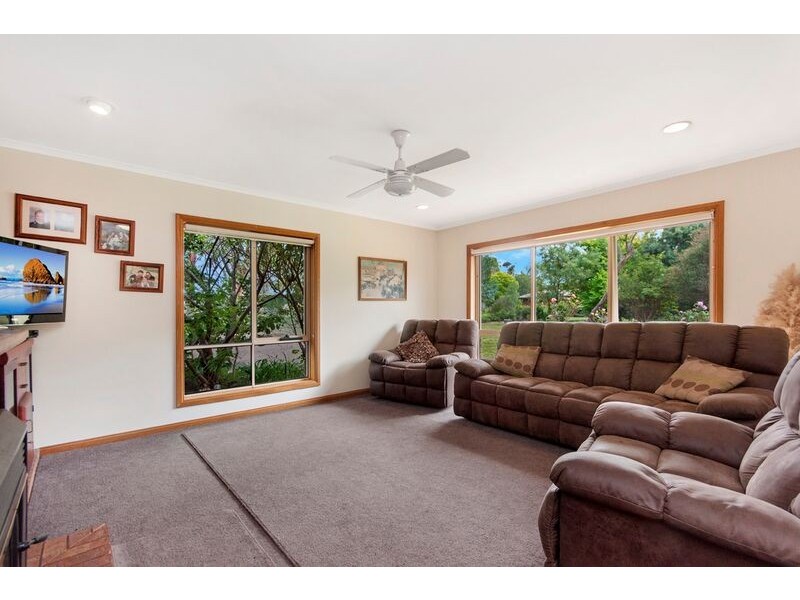 6 Denhill Court, Portland VIC 3305