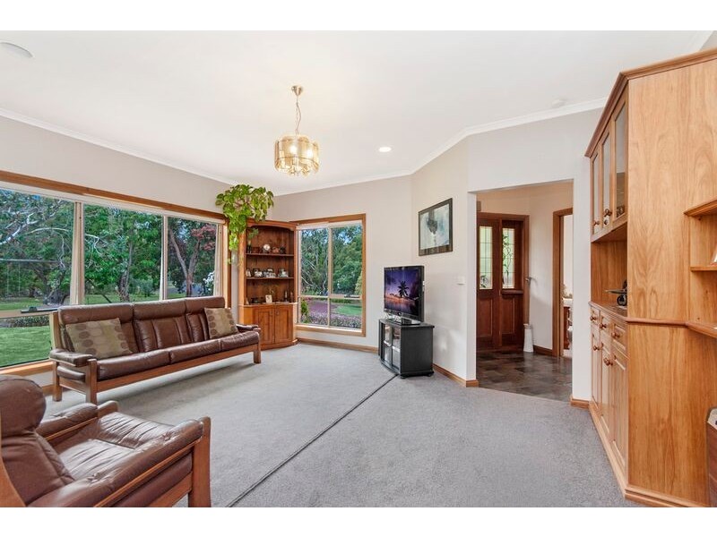 6 Denhill Court, Portland VIC 3305