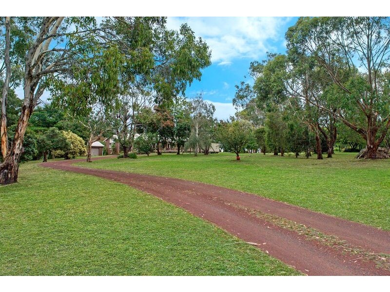 6 Denhill Court, Portland VIC 3305