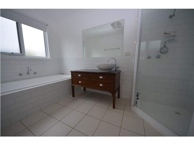 30 Kerrs Road, Portland VIC 3305
