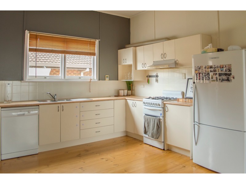 84 Scott Street, Heywood VIC 3304