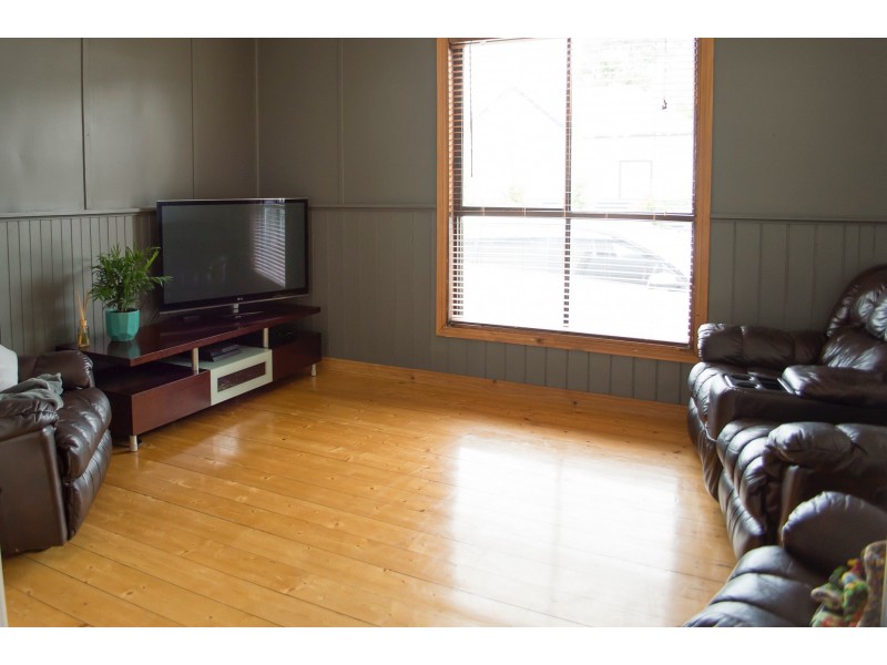 84 Scott Street, Heywood VIC 3304