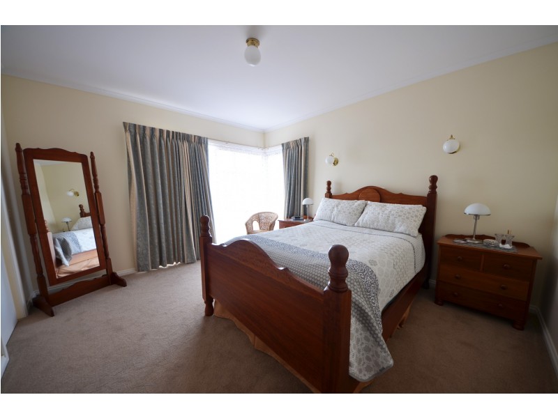 76 Fawthrop Street, Portland VIC 3305