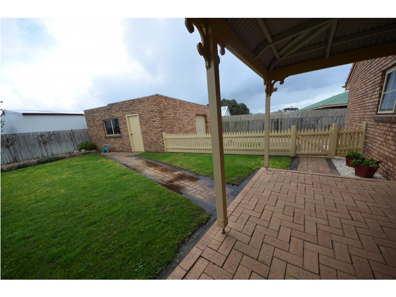 76 Fawthrop Street, Portland VIC 3305