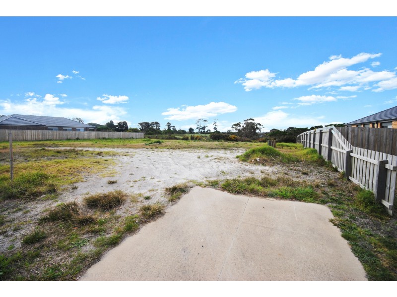 24 Madeira Close, Portland VIC 3305