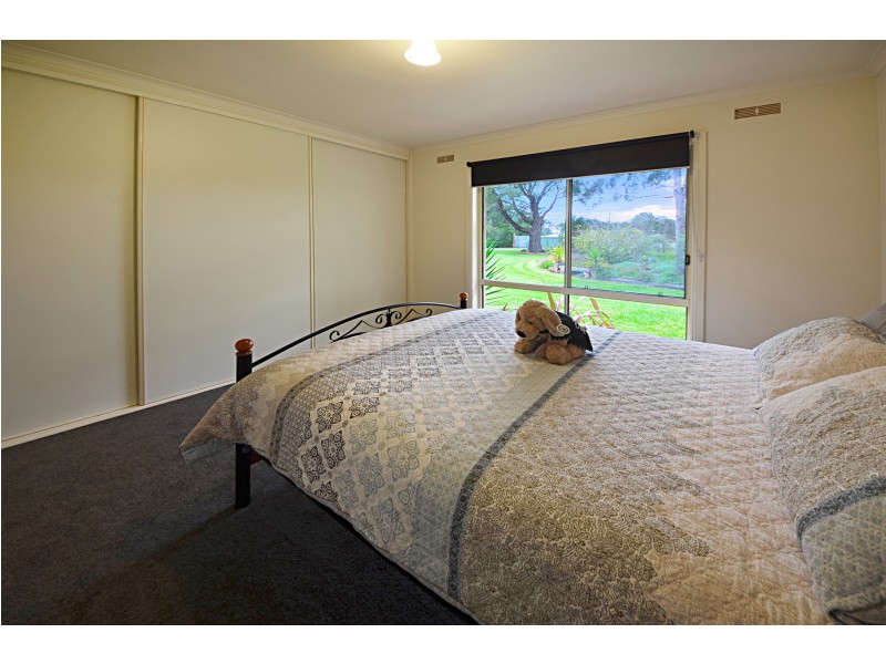 82 Westlakes Road, Portland VIC 3305