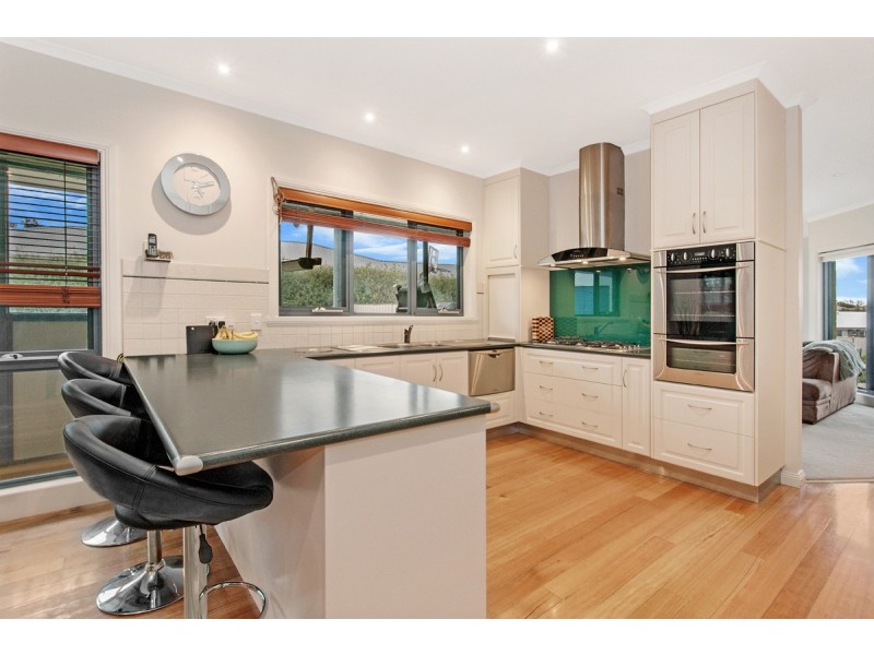 6 Tukki Court, Portland VIC 3305