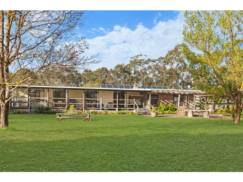 156 Berrys Road, Bolwarra VIC 3305