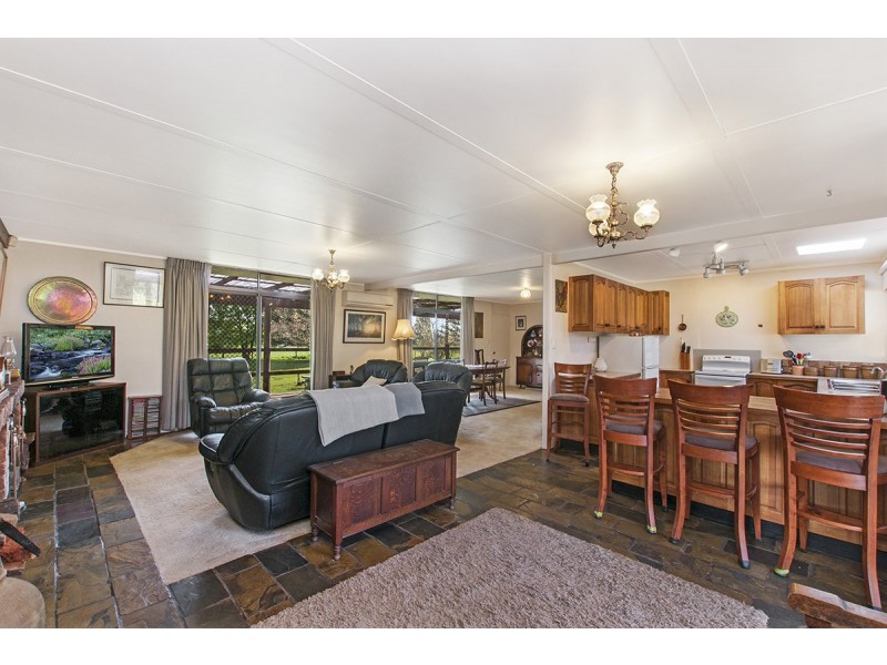 156 Berrys Road, Bolwarra VIC 3305