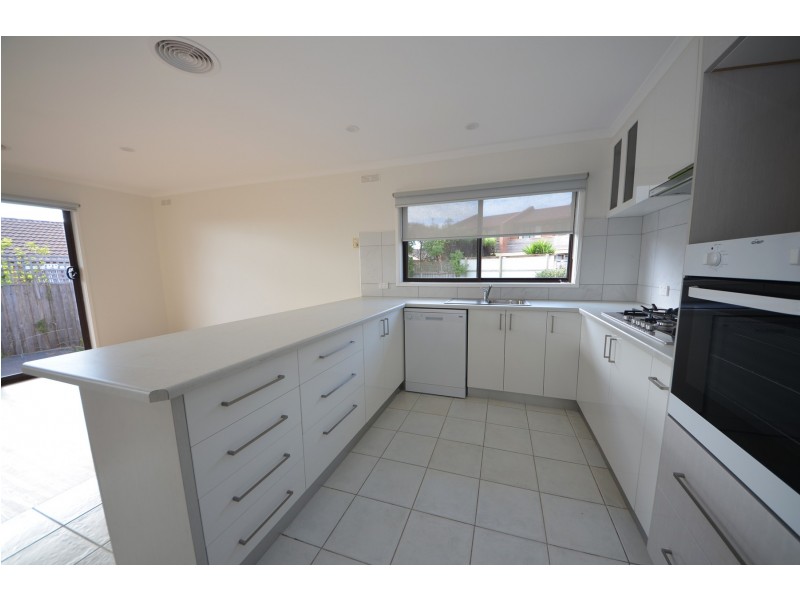 13 Shirva Crescent, Portland VIC 3305