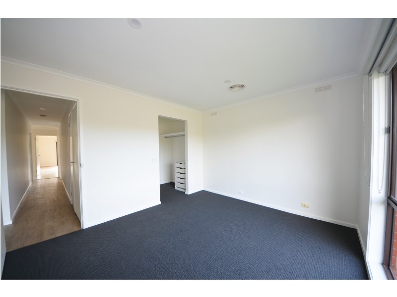 13 Shirva Crescent, Portland VIC 3305