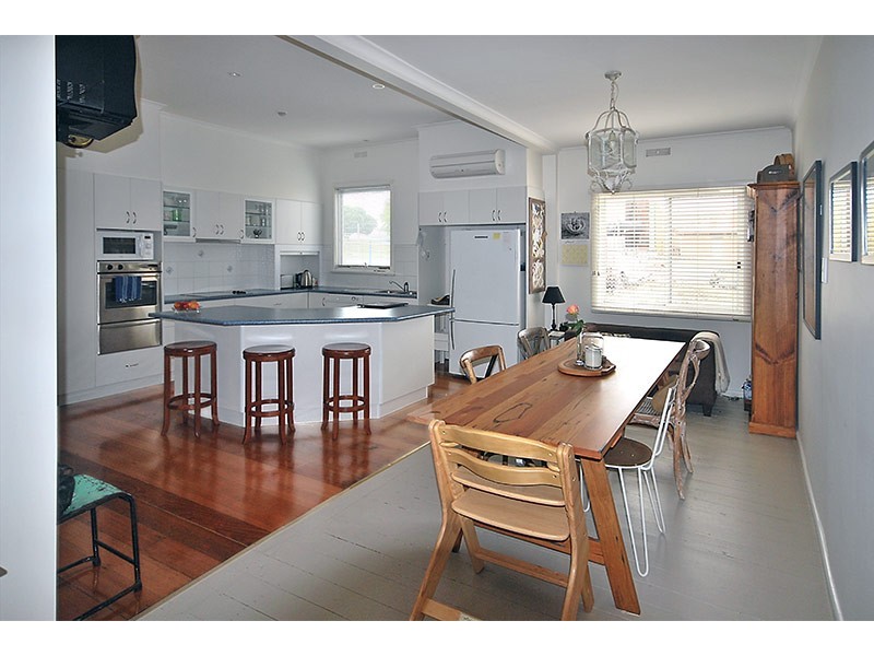 27 Milbanke Street, Portland VIC 3305