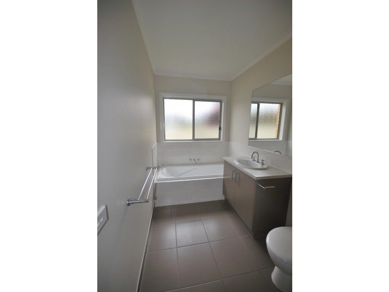 2/10 Wannon Street, Portland VIC 3305