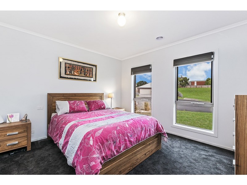 6 Wonderland Court, Portland VIC 3305