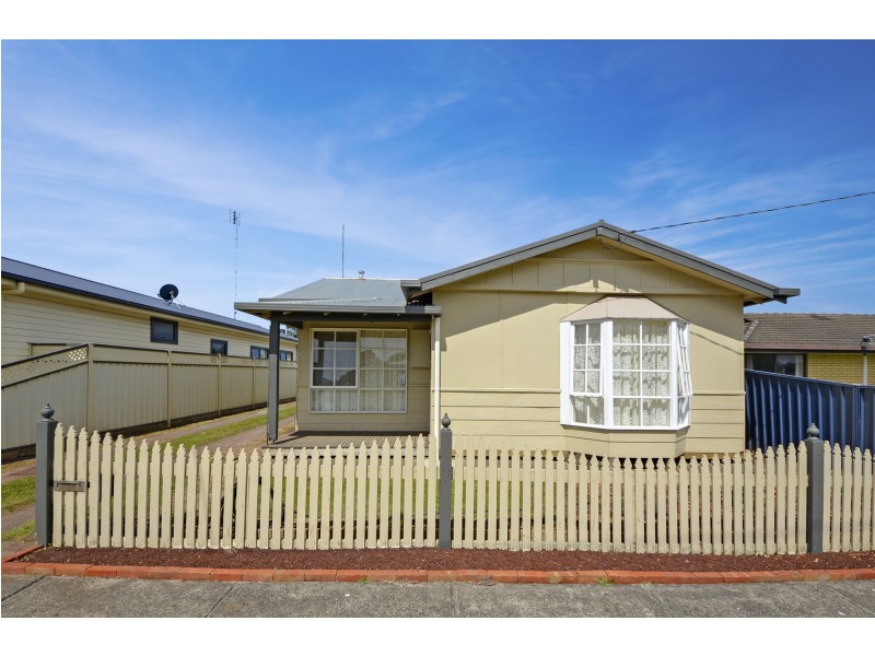 10 Clarke Street, Portland VIC 3305
