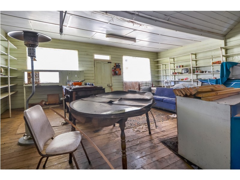 33 Simpson Street, Digby VIC 3309