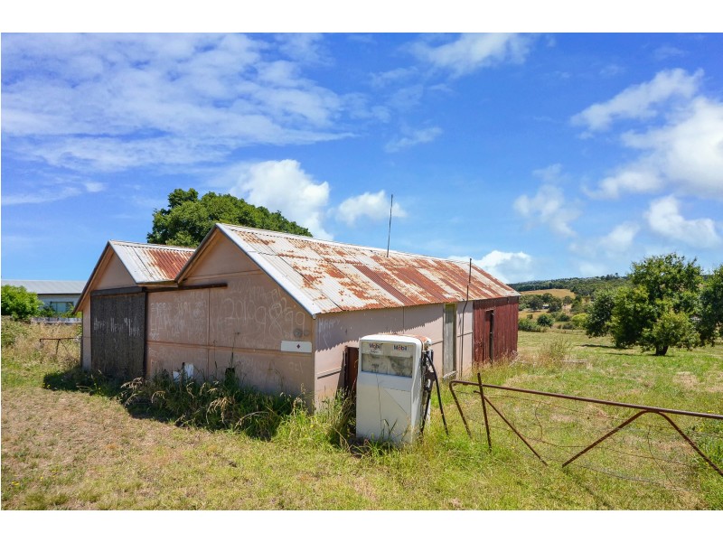 33 Simpson Street, Digby VIC 3309
