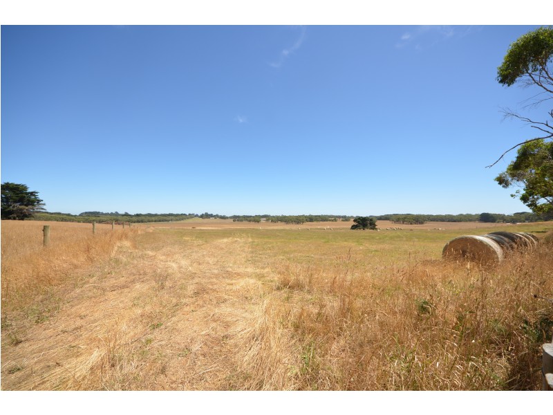 2 Crowes Road, Portland VIC 3305