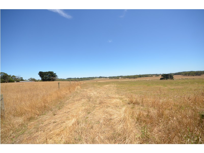 2 Crowes Road, Portland VIC 3305