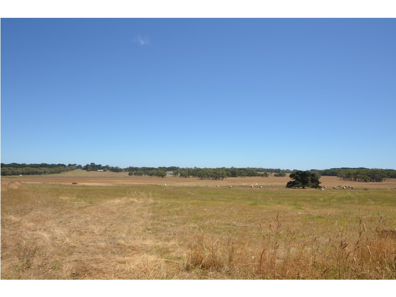 2 Crowes Road, Portland VIC 3305