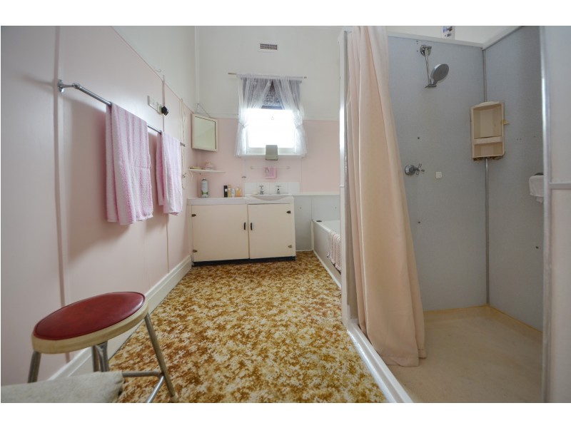 8 Croskell Street, Portland VIC 3305