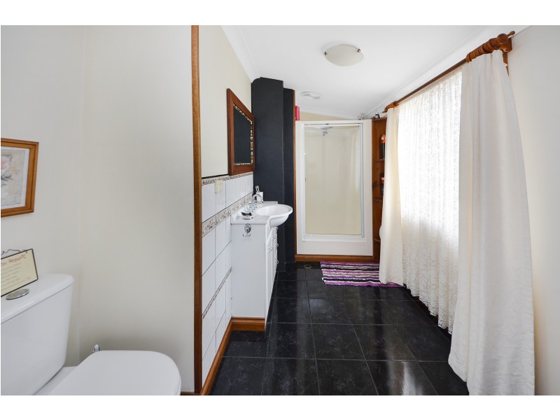 30 Calvert Street, Portland VIC 3305