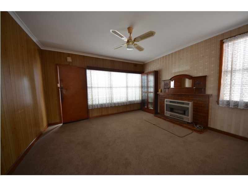 27 Rossdell Street, Portland VIC 3305