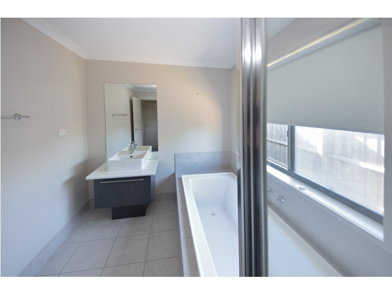 5 Victory Court, Portland VIC 3305